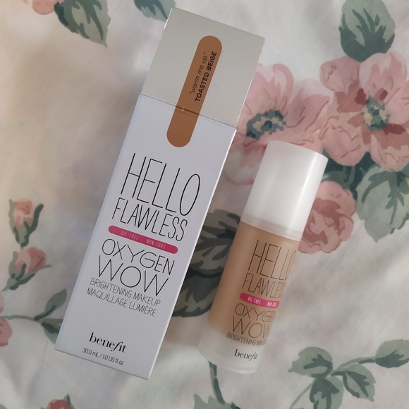 NEW Benefit Hello Flawless Foundation - Picture 5 of 6